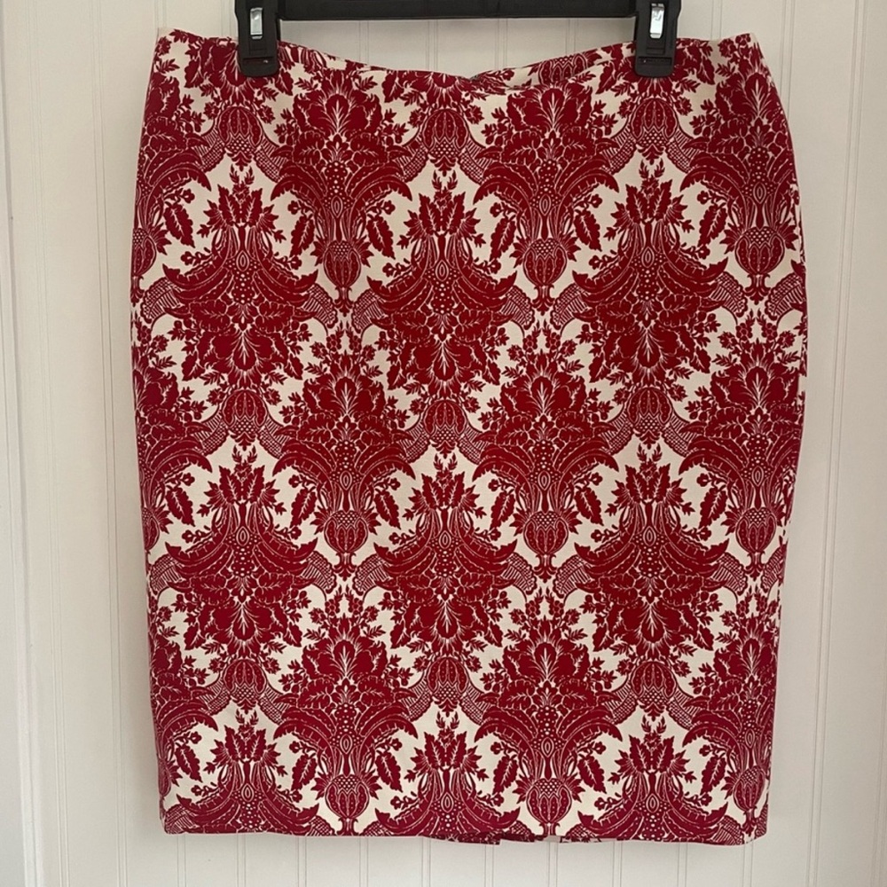 Talbots Elegant Red and White Damask Tapestry Patterned Pencil Skirt Sz 12
